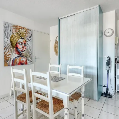 Apartment T2 In Lavandou - With Swimming Pool