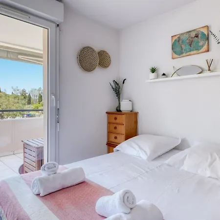 Apartment T2 In Lavandou - With Swimming Pool