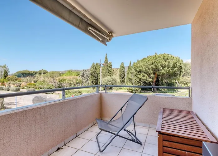 T2 In Lavandou - With Swimming Pool *